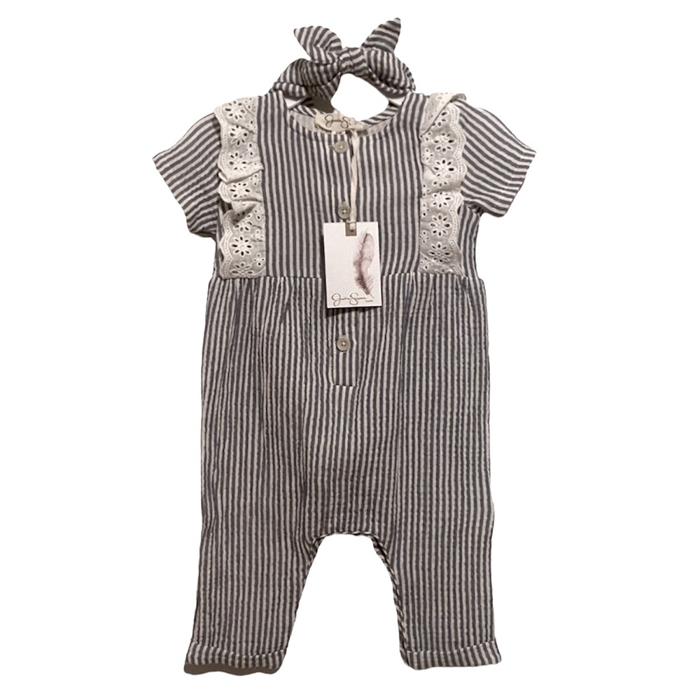 Baby jumpsuit